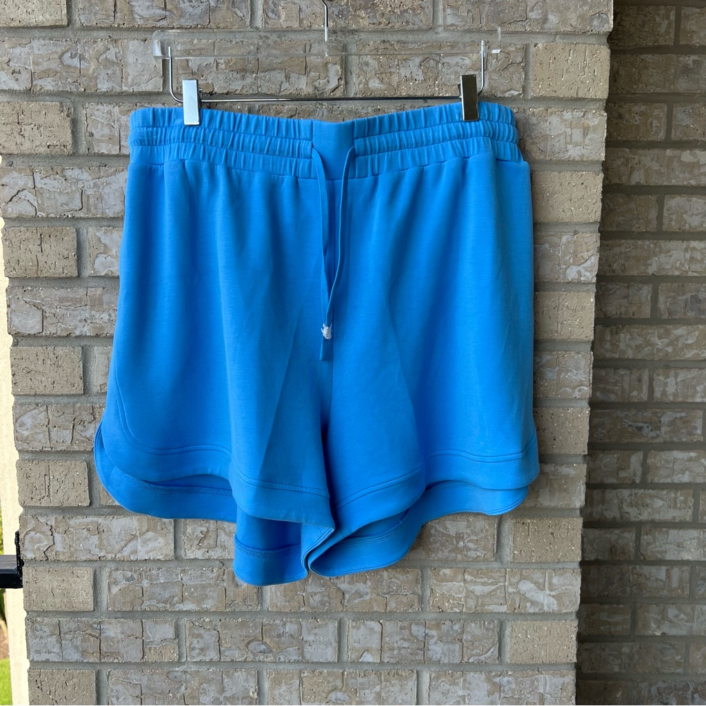 Varley Ollie High Rise Short 3.5" In Azure Blue